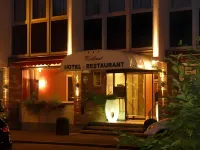 Hôtel Restaurant Vaillant Proche Europapark Rulantica Hotel dekat Chapelle Saint Quirin