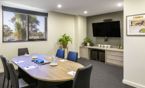 Mantra Melbourne Melton