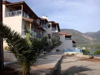 Trizonia Bay Hotel