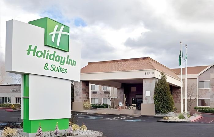 Ramada by Wyndham Kent Seattle Area