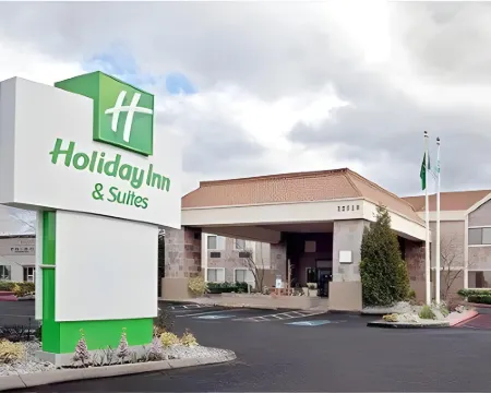 Ramada by Wyndham Kent Seattle Area Hotels in Kent