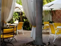 La Casa Hotel - 2-Star