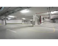 イビス スタイルズ シャルジャ ホテル - 駐車場