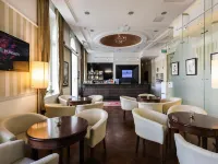 Mirage Medic Hotel โรงแรมใกล้ฮีโรส์ สแควร์