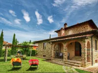 Tuscan Style Apartment with View of the Hills Hotels near Santuario Madonna Della Querce