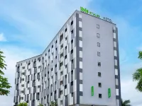 Ibis Styles Accra Airport Hotels in 
