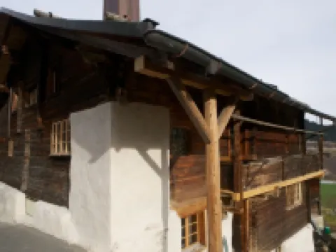 Tgèsa Surrein Giassa10 Hotels in Tujetsch