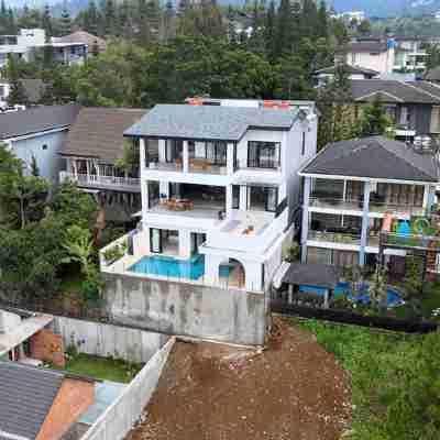 Sunrise City View Villa 9 Bedrooms with a Private Heated Swimming Pool Hotel Exterior