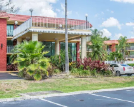 Quality Inn & Suites at Tropicana Field