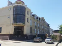Evropa Hotel チェルケスクのホテル