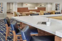 Sonesta Simply Suites Cleveland Airport Hotels in Middleburg Heights