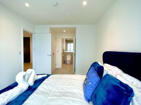Deansgate Suite - Luxespa - Skyline - Breakfast