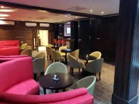Rich Bridge Hotel