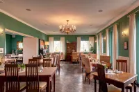 Golf- & Landhotel am Alten Deich Hotels in Dithmarschen