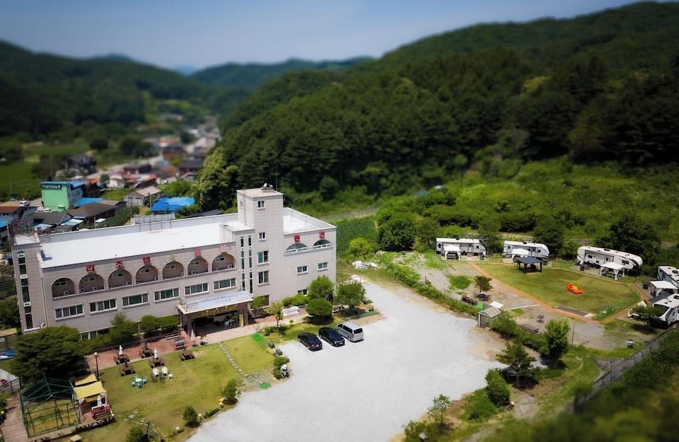 7. 홍천 리조텔..