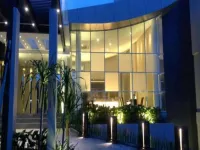 Grand Kecubung Hotel