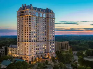 Popular Luxury Hotels in Fulton County