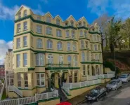Welbeck Hotel & Apartments
