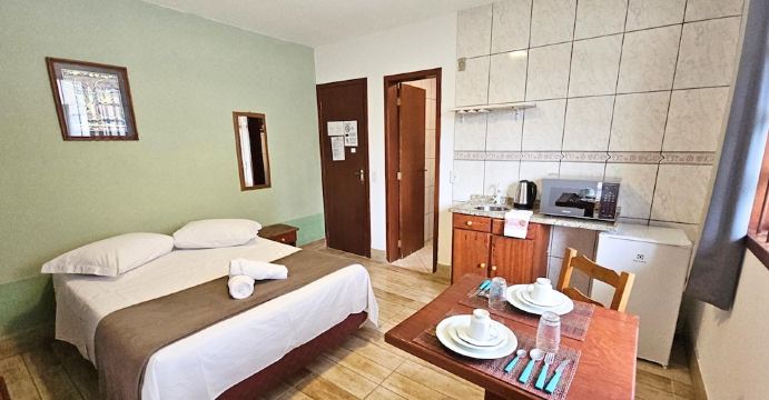 Jardim Das Gales BombinhasHotel Overview