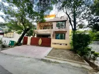 Holidazzle Lodge Hotels near Jinnah Convention Centre