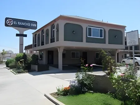 El Rancho Inn Hawthorne Отели рядом с достопримечательностью «Oviatt Building»