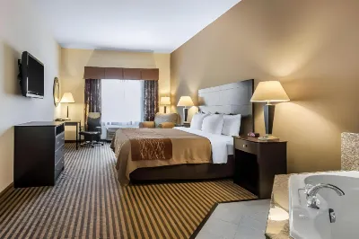 Comfort Inn & Suites Near Bethel College Hotels near Chisholm Trail Center