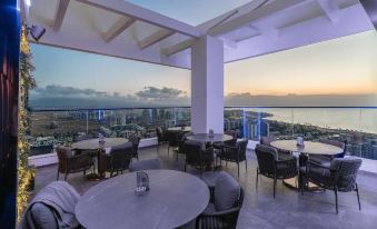 Grand Sapphire Resort & Casino