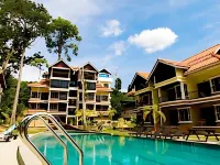 Anjungan Beach Resort