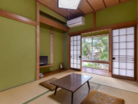 Rokko Ryokan 珠洲のホテル