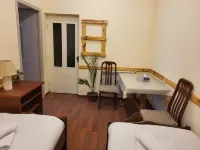 Ani Mini-Otel - 2星級