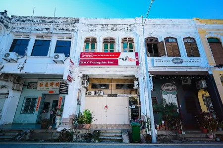Swing & Pillows @ 87 Chulia St, Georgetown Penang