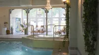 琳茲布倫度假村&Spa - 游泳池