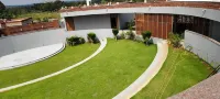 Mavi Retreat