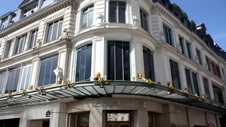 Folie des Près - Saint-Germain-des-Prés Отели рядом с достопримечательностью «Сад Гран-Эксплуратёр»