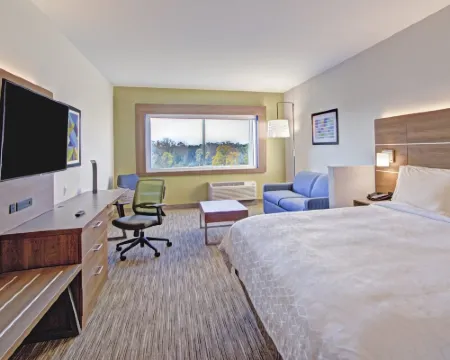 Holiday Inn Express & Suites CHARLOTTE SOUTHWEST by IHG スティール・クリークのホテル