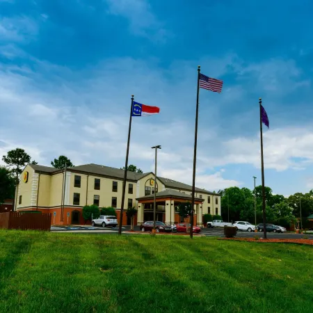 Super 8 by Wyndham High Point/Greensboro
