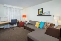 Residence Inn Knoxville Cedar Bluff - Kitchens