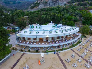 Tosca Beach Hotel