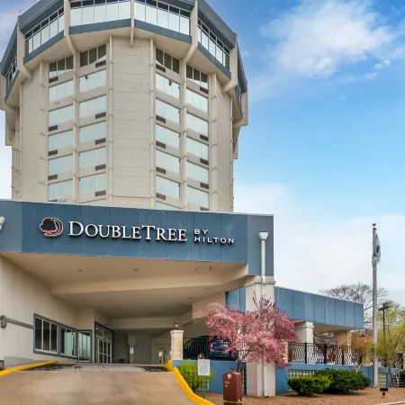 DoubleTree by Hilton Hotel Jefferson City