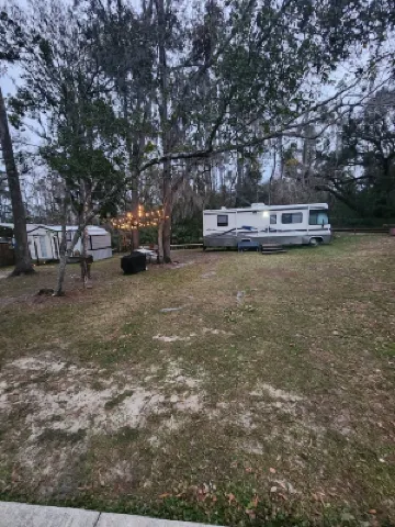 The Holy Mackerel Family and pet friendly Hotels in Perry