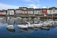 Marine gîte, ideal for a couple, between land and sea