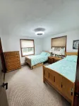Cozy 4-Bedroom Condo-with Private Access to the Waterfront