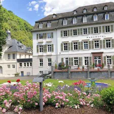 Ferienwohnung Bad Bertrich Отели в г. Бад-Бертрих