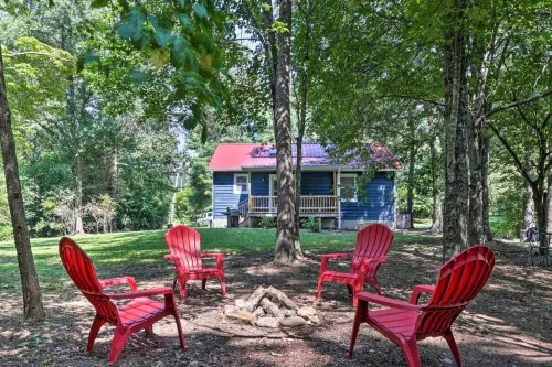 NEW! Charming Cabin by Cumberland Mtn State Park