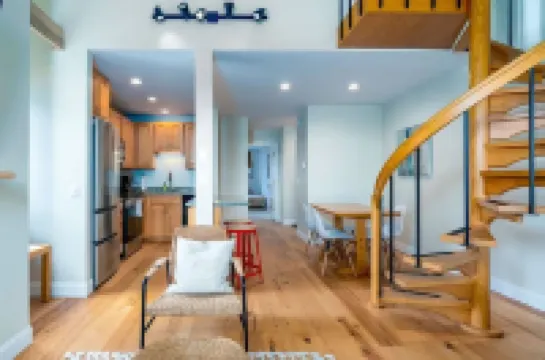 Sugarbush Mountainside Retreat - Ski in ski out