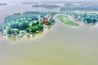 Escape to Indian Lake! Boating-Tubing-Kayaking-Fishing & more!