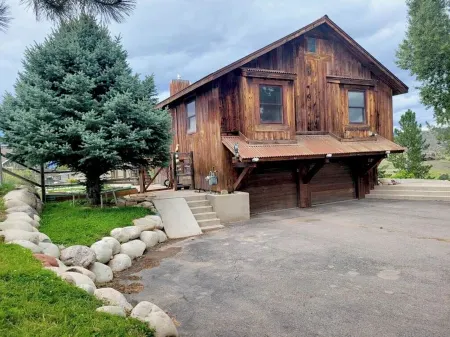 4-bedroom get away with large kitchen, patio and backyard