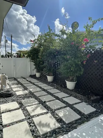 Modern lakeside pool home near hardrock and fll airport Отели в г. Дейви