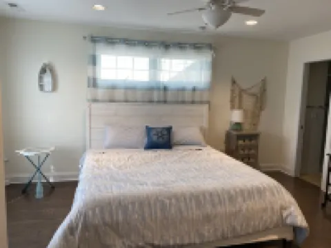 Mermaid Place is only 5 min walk to the beach.