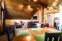 Luxury Cabin,Golf Course,Yellowstone, Stunning Mountain Views,Tubing, Rafting,
